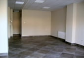 Local comercial en venta con 57m² en Valladolid, en la zona de Girón, Calle Morena foto