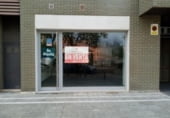 Local comercial en venta con 57m² en Valladolid, en la zona de Girón, Calle Morena foto