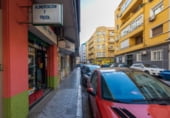 Local comercial en venta con 20m² en Granada, Calle Solarillo de Gracia foto