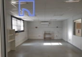 1176m² warehouse industrial for sale in Noáin, Avenida del Este photo