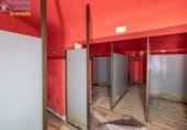 260m² commercial premises for sale in Granada, Camino de Ronda photo