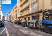 260m² locaux commerciaux pour vente à Grenade, dans le quartier de Quartier de la Duquesa, Calle Horno de Haza photo
