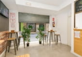 Cafetería en venta con 135m² en Granada, en la zona de Sagrario, Calle Mesones foto