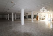 Local comercial
en venda
amb 475m² a Catral, Calle Pascual Guerrero Culiáñez foto
