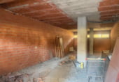 80m² commercial premises for sale in Ponferrada, Carretera a los Barrios de Salas photo