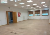 920m² commercial premises for sale in Navalcarnero, Calle Palencia photo