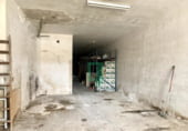 Local comercial en venta con 268m² en Santa Coloma de Gramenet, carrer del bruc, 08922 foto