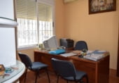 Oficina en venta con 50m² en San Bartolomé de la Torre, Avenida Portugal foto