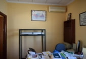 Oficina en venta con 50m² en San Bartolomé de la Torre, Avenida Portugal foto
