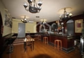 Restaurante en venta con 1195m² en Tarrasa, Carrer de Baix Riera foto