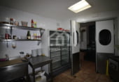 Restaurante en venta con 1195m² en Tarrasa, Carrer de Baix Riera foto