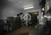 Restaurante en venta con 1195m² en Tarrasa, Carrer de Baix Riera foto