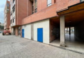 77m² locaux commerciaux pour vente à Valladolid, dans le quartier de La Victoria, Plaza de la Solidaridad photo