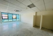 Oficina en venta con 61m² en Mairena del Aljarafe, Avenida Rodrigo de Triana foto