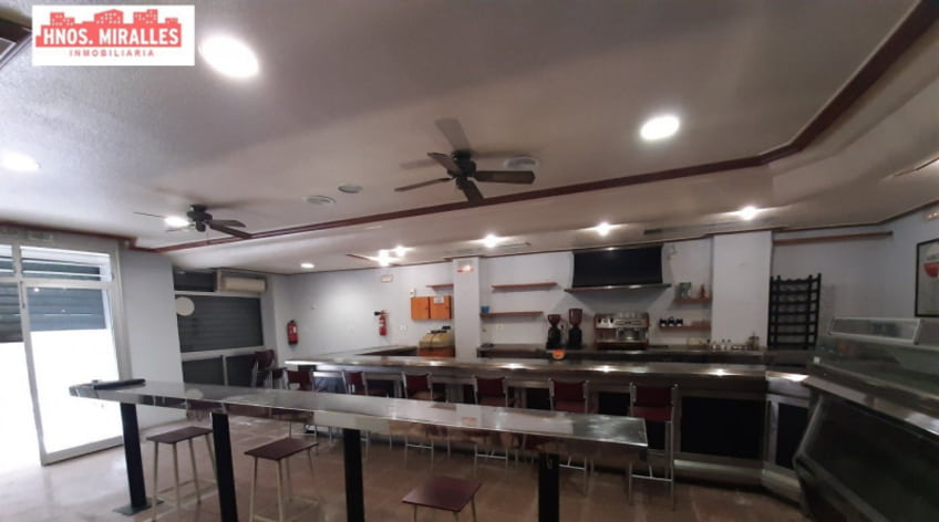 Local comercial