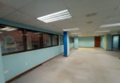 236m² office for sale in Valladolid, in the area of Parquesol, Calle Manuel Silvela photo
