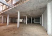 421m² commercial premises for sale in Liria, Plaza de la Barceloneta photo