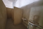 421m² commercial premises for sale in Liria, Plaza de la Barceloneta photo