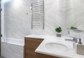 Local comercial en venta con 105m² en Nerja, Plaza El Chaparil foto