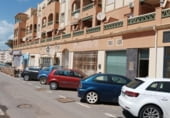 Local comercial en venta con 105m² en Nerja, Plaza El Chaparil foto