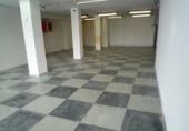 Local comercial en venta con 310m² en Santander, Avenida de Valdecilla foto