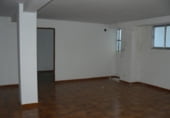 Local comercial en venta con 120m² en Cuéllar, Avenida de la Toros foto