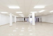 Local comercial
en venda
amb 508m² a Oviedo, Calle Almería foto