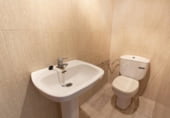 Local comercial
en venda
amb 508m² a Oviedo, Calle Almería foto