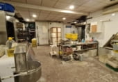 Local comercial
en venda
amb 112m² a Sant Vicenç dels Horts, Plaça del Trèvol foto