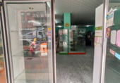 Local comercial en venta con 137m² en Tarrasa, Carrer de Cantàbria foto