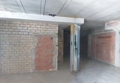 Local comercial en venta con 53m² en Sanlúcar la Mayor, Calle Apóstol San Pedro foto