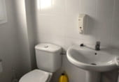 304m² commercial premises for sale in Arens de Lledó, Avenida Cataluña photo