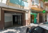 Local comercial en venta con 139m² en Torrente, Calle Padre Méndez foto