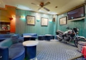 149m² bar for sale in Alcorcón, Plaza Peñón photo