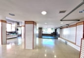 800m² commercial premises for sale in Ponferrada, Calle Alcalde García Arias photo