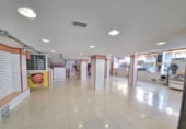 800m² commercial premises for sale in Ponferrada, Calle Alcalde García Arias photo