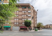 Local comercial en venta con 46m² en Granada, en la zona de Barrio de San Antón, Calle Pintor Zuloaga foto