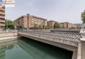 Local comercial en venta con 46m² en Granada, en la zona de Barrio de San Antón, Calle Pintor Zuloaga foto