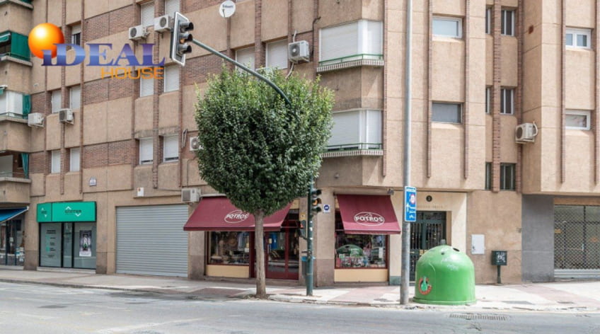 Local comercial