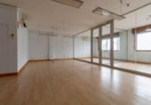 84m² office for sale in Bilbao, Avenida Sabino Arana photo