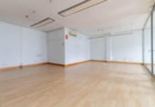 84m² office for sale in Bilbao, Avenida Sabino Arana photo