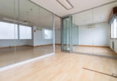 84m² office for sale in Bilbao, Avenida Sabino Arana photo
