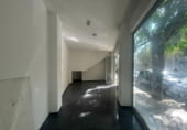 Local comercial en venta con 33m² en Reus, Passatge Mont-Roig del Camp foto