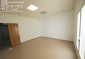 235m² commercial premises for sale in Tomelloso, Calle Doña Crisanta Moreno photo