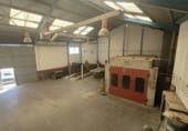 260m² atelier pour vente à Puertollano, Calle Jesús del Gran Poder photo
