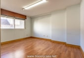 Oficina
en venda
amb 140m² a Carballo, Rúa Fomento foto