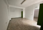 Local comercial en venta con 120m² en Ubrique, Avenida Herrera Oria foto