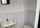 Local comercial en venta con 120m² en Ubrique, Avenida Herrera Oria foto