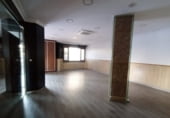 170m² bar pour vente à Cáceres, dans le quartier de Reyes Huertas, Avenida de Antonio Hurtado photo