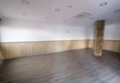 170m² bar pour vente à Cáceres, dans le quartier de Reyes Huertas, Avenida de Antonio Hurtado photo